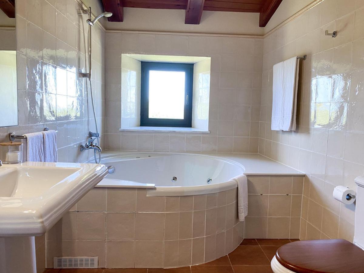 Maison d'hôtes Mas Trobat à Juyá Extérieur photo